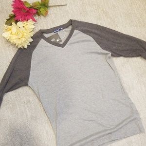 3/4 v neck baseball style tee